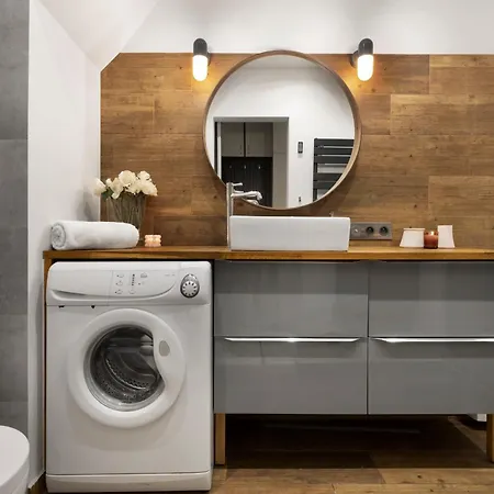 Elite Center Cosy Attic Appartement *